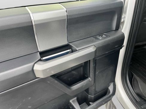 Used 2016 Ford F150 XLT w/ Equipment Group 302A Luxury image 22