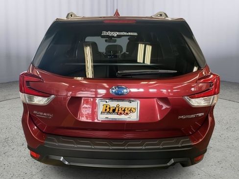 Used 2022 Subaru Forester Premium AWD/4WD image 5