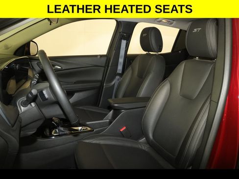 Used 2024 Buick Encore GX Sport Touring w/ Experience Buick Package AWD/4WD image 4