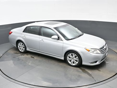 Used 2012 Toyota Avalon image 36