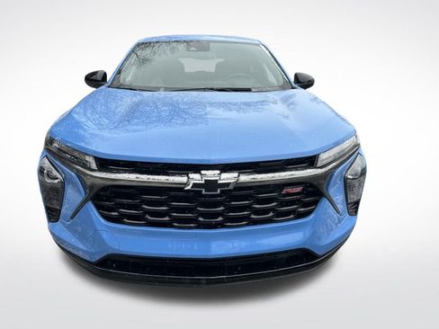 Used 2024 Chevrolet Trax RS w/ Sunroof Package image 8