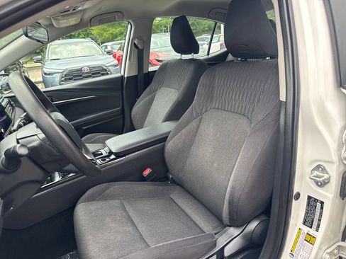 Used 2025 Toyota Camry LE FWD image 14