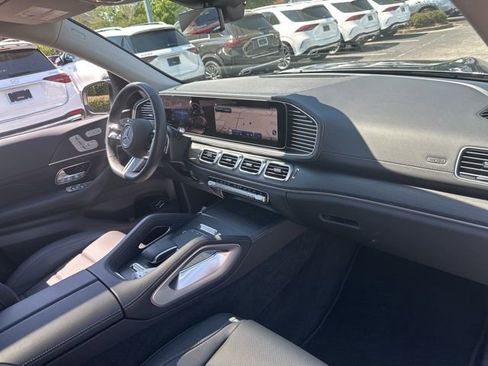 Certified 2026 Mercedes-Benz GLS 450 4MATIC image 36