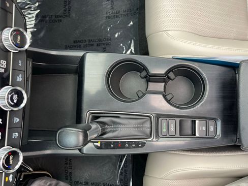 Used 2023 Honda Civic EX-L image 39