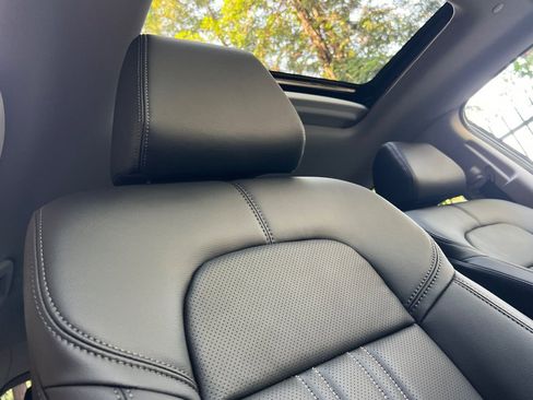 New 2026 Honda HR-V EX-L image 13