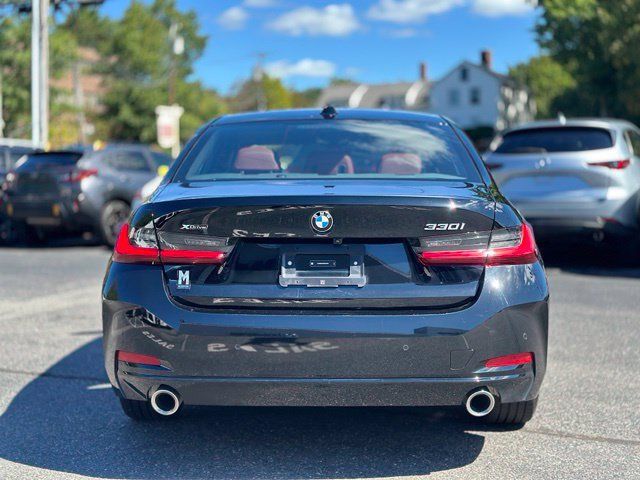 Used 2026 BMW 330i xDrive Sedan AWD/4WD image 5