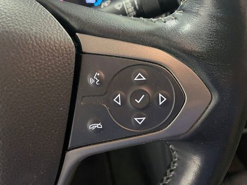 Used 2018 Chevrolet Colorado Z71 AWD/4WD image 30