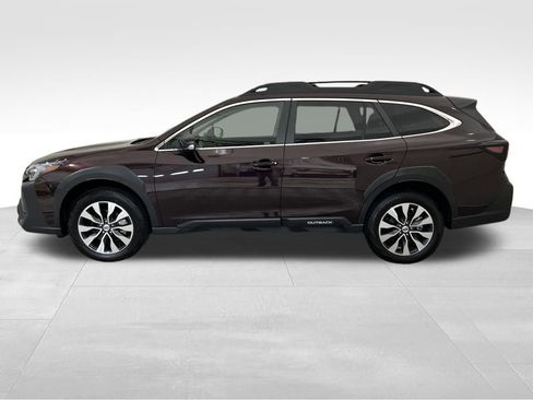 Used 2025 Subaru Outback Limited XT image 35