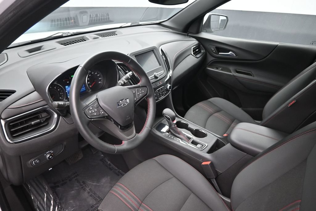 Used 2024 Chevrolet Equinox RS FWD image 15