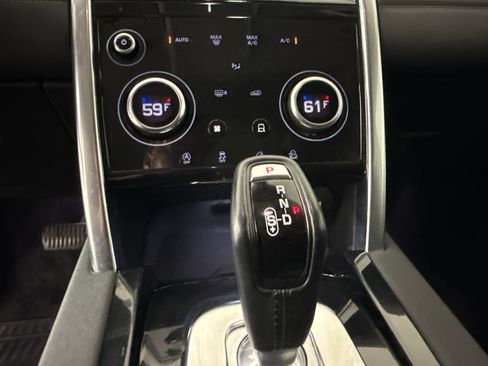 Used 2020 Land Rover Discovery Sport AWD/4WD image 18