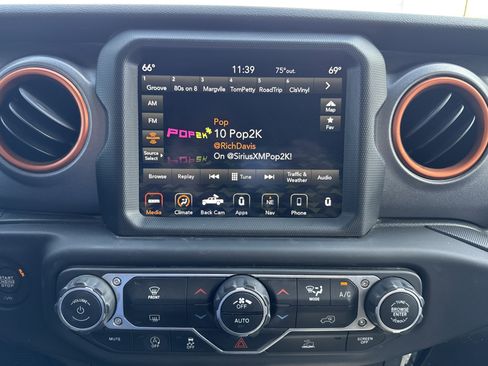 Used 2021 Jeep Gladiator Mojave image 19