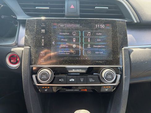 Used 2017 Honda Civic Touring image 9