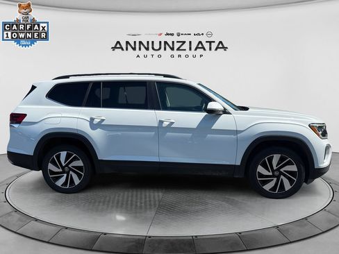 Used 2025 Volkswagen Atlas SE AWD/4WD image 6
