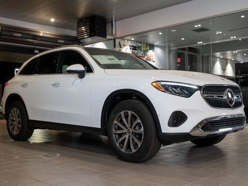 New 2026 Mercedes-Benz GLC 300 4MATIC image 1