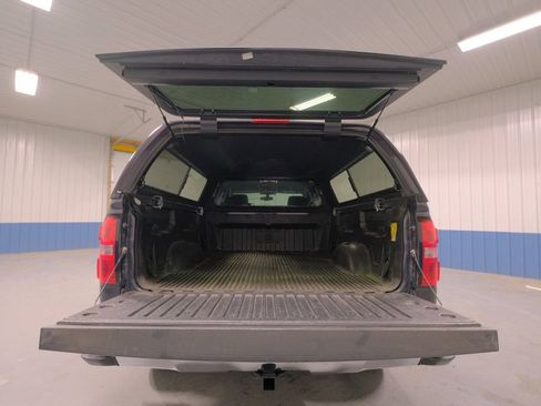 Used 2015 GMC Sierra 1500 SLE w/ SLE Value Package image 22