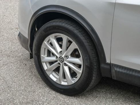 Used 2019 Nissan Rogue Sport S w/ Appearance Package FWD image 10