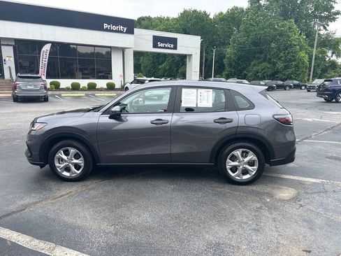 Used 2023 Honda HR-V LX image 6