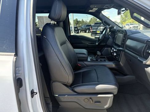 Used 2025 Ford F150 Lariat AWD/4WD image 25