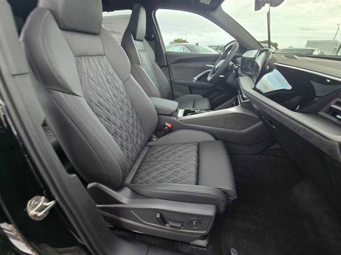 New 2025 Audi SQ5 Premium Plus image 11