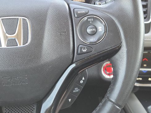 Used 2021 Honda HR-V EX-L image 8