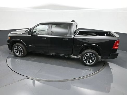 Used 2025 RAM 1500 Laramie AWD/4WD image 27