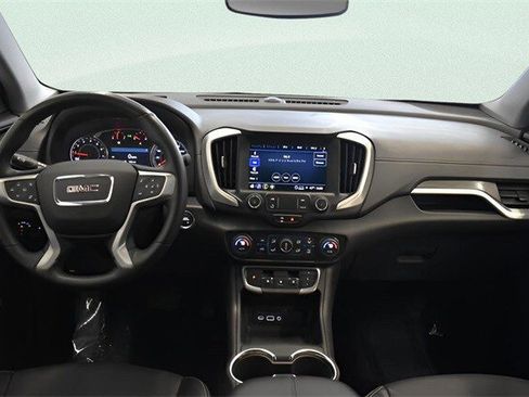 Used 2024 GMC Terrain SLT w/ Elevation Edition image 5