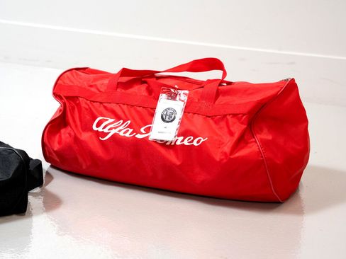 Used 2018 Alfa Romeo 4C Spider image 75