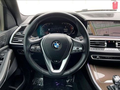 Used 2022 BMW X5 xDrive40i w/ Luxury Seating Package image 5