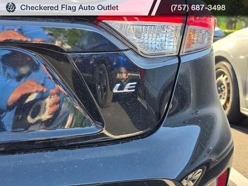 Used 2024 Toyota Corolla LE FWD image 8