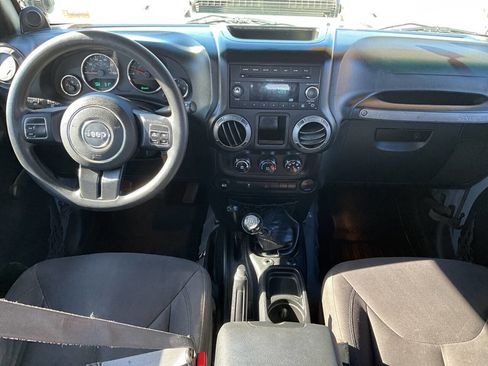 Used 2014 Jeep Wrangler Unlimited Sport w/ Max Tow Package image 13