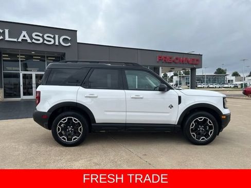 Used 2025 Ford Bronco Sport Outer Banks AWD/4WD image 17