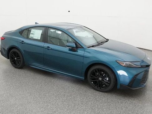 New 2026 Toyota Camry SE image 27