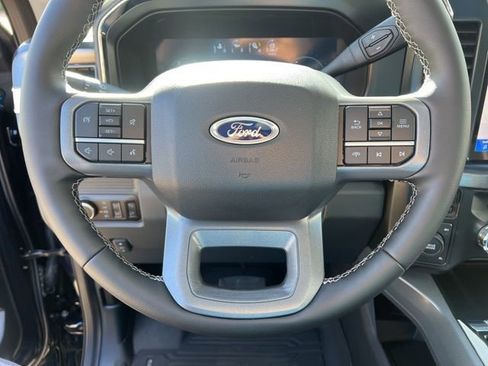 Used 2025 Ford F350 Lariat w/ Black Appearance Package image 19