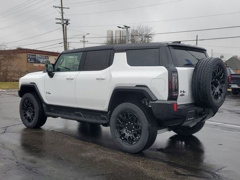 New 2026 GMC Hummer EV SUV AWD/4WD image 5