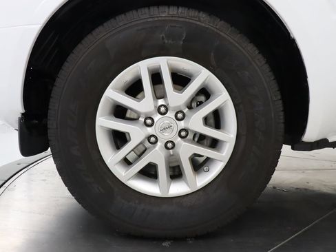 Used 2019 Nissan Frontier SV RWD image 29