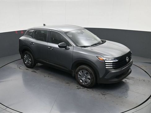 Used 2025 Nissan Kicks S FWD image 25