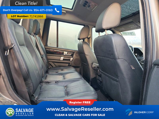 Used 2015 Land Rover LR4 HSE AWD/4WD image 15