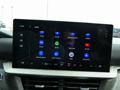 Used 2025 Ford Explorer Platinum w/ Ultimate Package image 34