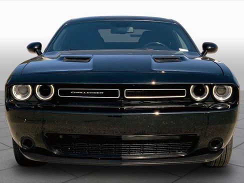 Certified 2023 Dodge Challenger SXT RWD image 4