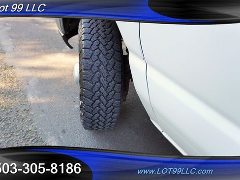 Used 2016 Ford E-350 and Econoline 350 Super Duty RWD image 4