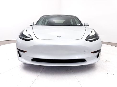 Used 2023 Tesla Model 3 Standard Range RWD image 13