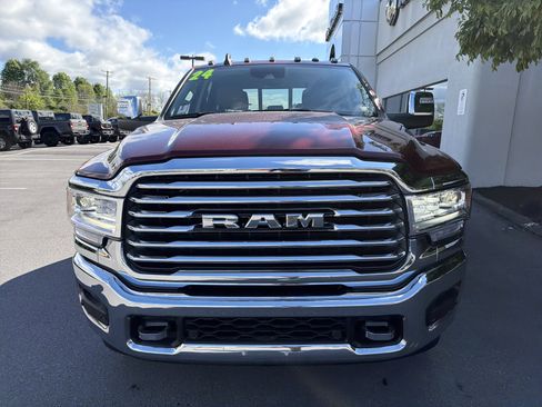 Used 2024 RAM 3500 Limited w/ Safety Group AWD/4WD image 9