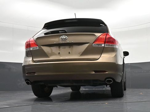 Used 2010 Toyota Venza FWD image 28