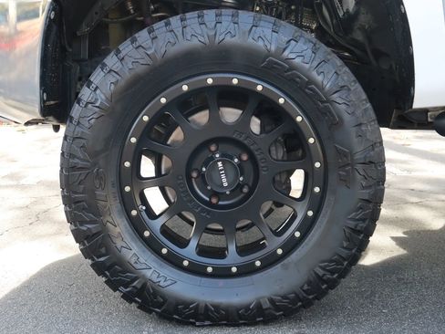 Used 2012 Toyota Tundra SR5 image 11