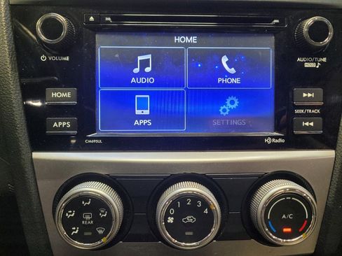 Used 2017 Subaru Crosstrek 2.0i Premium image 25