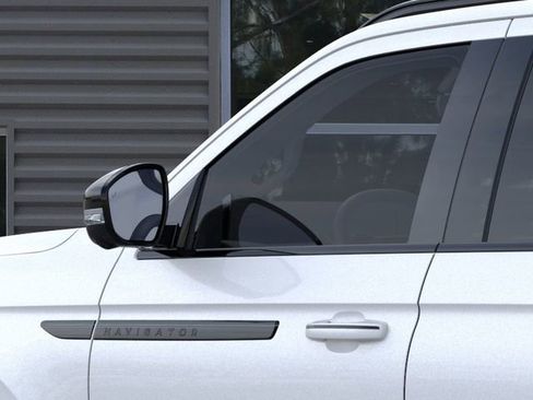New 2025 Lincoln Navigator L Reserve w/ Jet Appearance Package AWD/4WD image 20