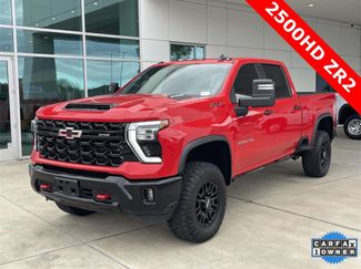 Used 2024 Chevrolet Silverado 2500 ZR2 video 1