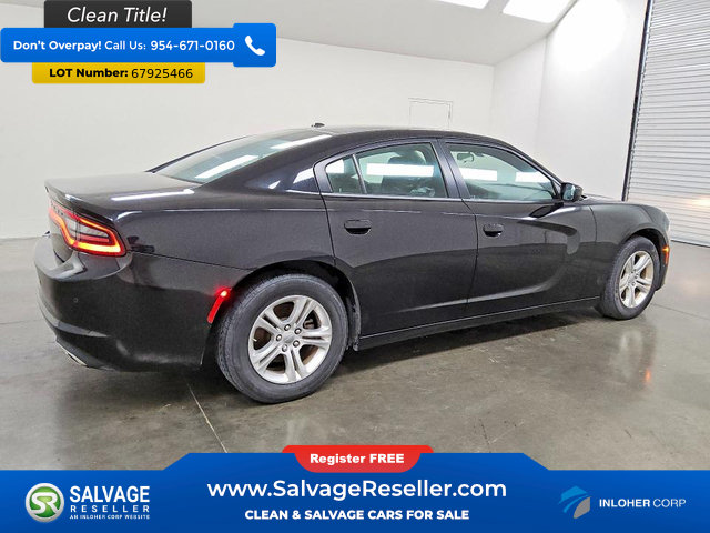 Used 2022 Dodge Charger SXT RWD image 4