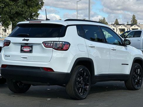 New 2026 Jeep Compass Latitude w/ Sun and Sound Group image 4