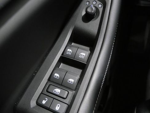Used 2023 Jeep Grand Cherokee L Limited w/ Black Appearance Package AWD/4WD image 14